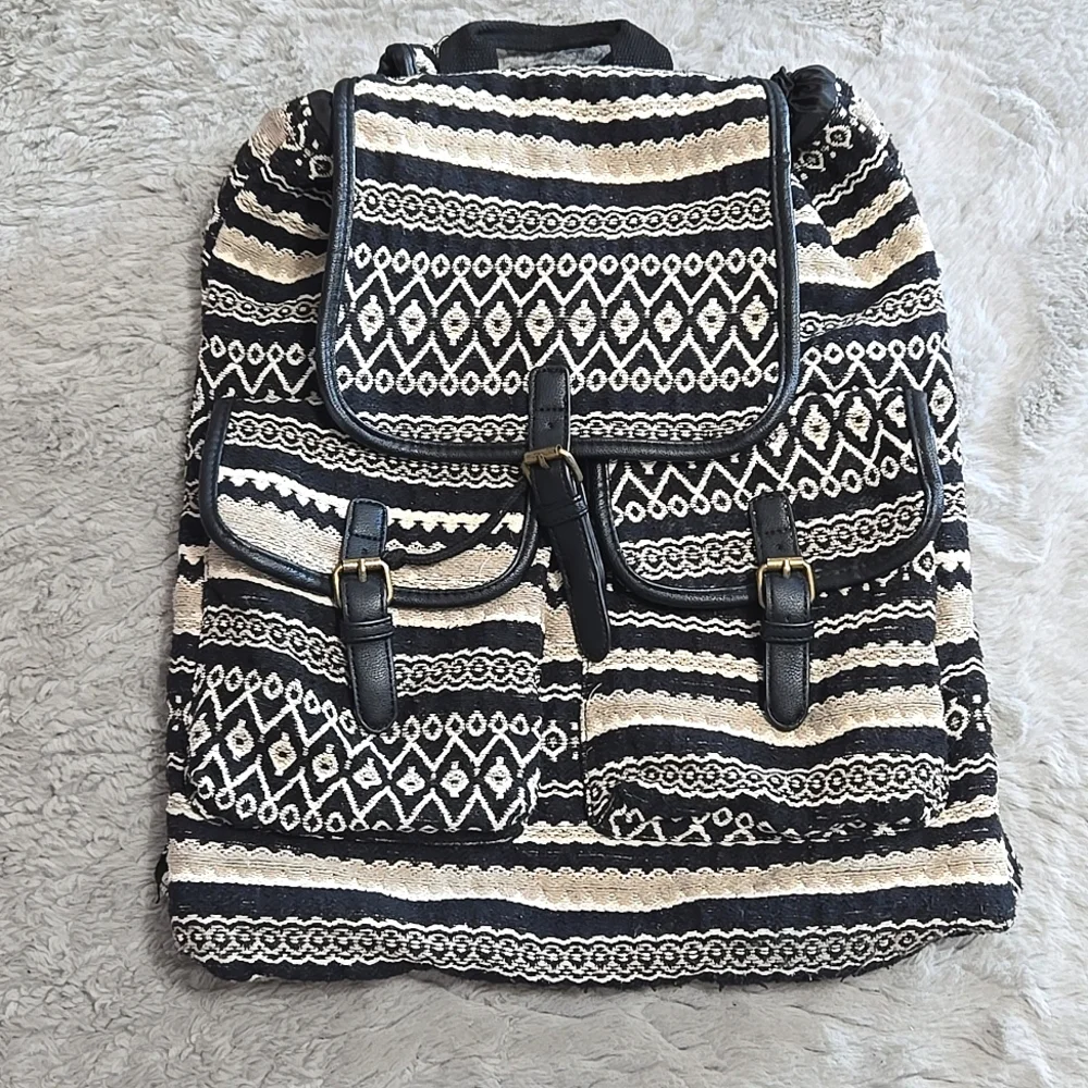 Mossimo Co. aztec print large drawstring backpack - Picture 1 of 9
